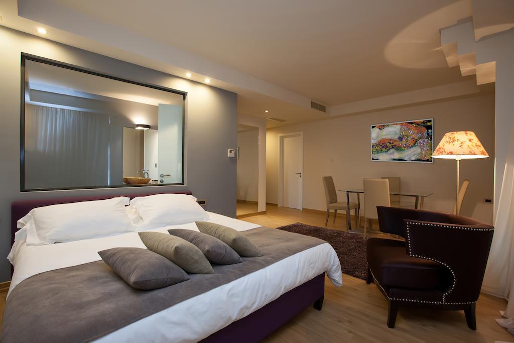 Golden Suites&Spa Neochoropoulo Exterior foto